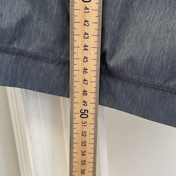 Lululemon - Classic Athletic Shorts - Grey - L - Picture 7 of 11